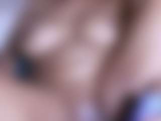 Live cam show with Aliccia - Squirt on SinfulBabes