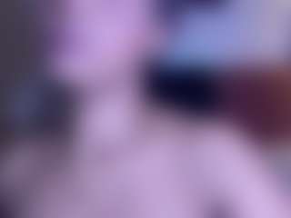 Live cam show with Aliccia - MILF on Camiplay Live