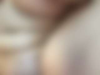 Aliccia's Live Sex Cam Show
