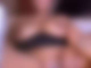 Live cam show with Aliccia - Mobile Mature on camgirlchat.live