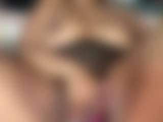 Aliccia's Live Sex Cam Show