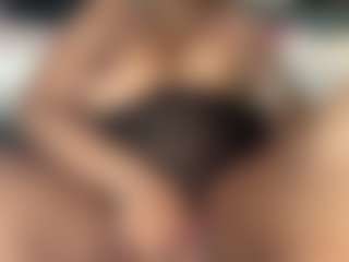 Aliccia's Live Sex Cam Show