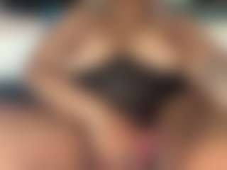 Aliccia's Live Sex Cam Show