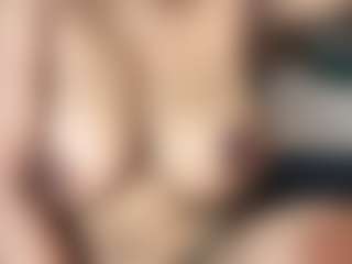 Aliccia's Live Sex Cam Show