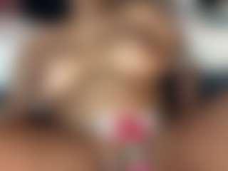 Live cam show with Aliccia - Interactivetoy Mature on Streamer API