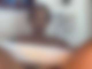 Live cam show with Aliccia - Spanish MILF on liverealitysex.com | colombia