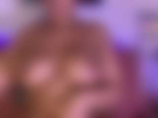 Aliccia's Live Sex Cam Show