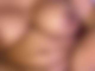 Aliccia's Live Sex Cam Show