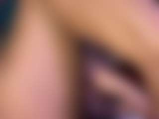 Aliccia's Live Sex Cam Show