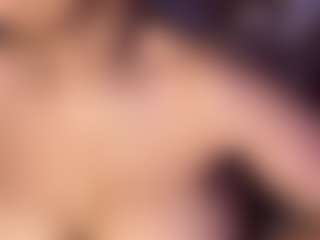 Live cam show with Aliccia - Shaved Pussy on dasdasdadada.com
