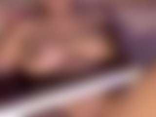 Live cam show with Aliccia - Black Shaved Pussy on Camsoda