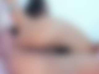 Live cam show with bonniegrace - Small Ass on SxyPornLive