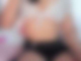 Live cam show with bonniegrace - Dirty on Milfs Live