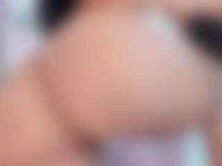 bonniegrace MILF webcam performer live streaming