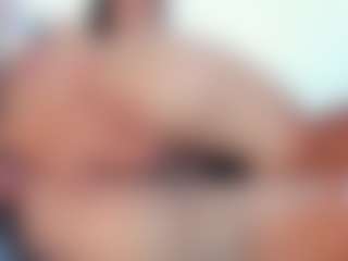Live cam show with bonniegrace - Petite MILF on Gym Cam Girls