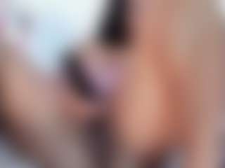 Live cam show with bonniegrace - Athletic Ebony on CamwithHer