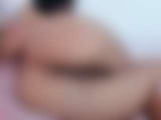 Live cam show with bonniegrace - Ebony on Camsoda | colombia