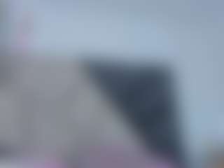 Live cam show with bonniegrace - Ebony on x69.live | colombia