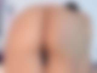 Live cam show with bonniegrace - Ebony on Camsoda | colombia