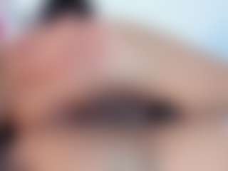 Live cam show with bonniegrace - Brown Eyes Ebony on fapnchat