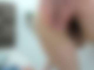 Live cam show with casey-jamess - Bikini on Gym Cam Girls