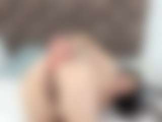 Live cam show with casey-jamess - Fingers on fuklive.com