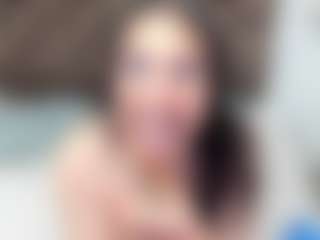 Live cam show with casey-jamess - Middle Aged on mypornchat.com
