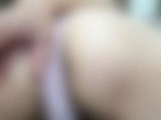 Modelka MILF casey-jamess nadaje na żywo