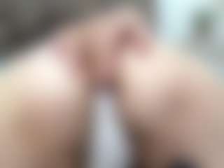 Live cam show with casey-jamess - Dirty Talk on Camsoda