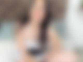 Live cam show with casey-jamess - Latina MILF on live18s.com | colombia