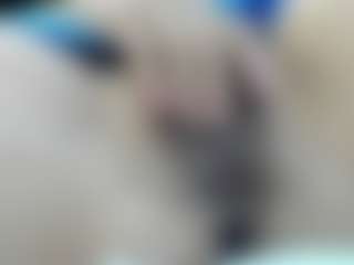 Live cam show with casey-jamess - Middle Aged on CamwithHer