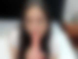 Live cam show with casey-jamess - Bikini on live.xbliss.ai