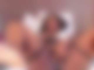 Live cam show with Mia Pineda - Ebony on Mixed Magazine Live | colombia