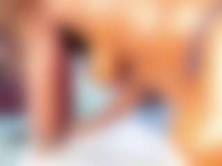 Mia Pineda's Live Sex Cam Show