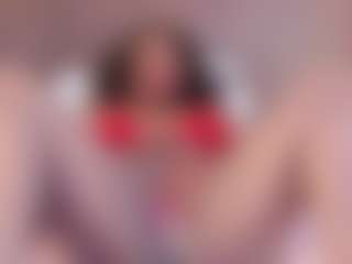 Mia Pineda's Live Sex Cam Show