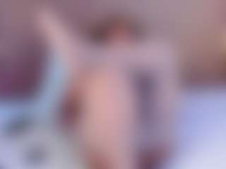 Live cam show with Mia Pineda - Butt Plug on xfollow cams