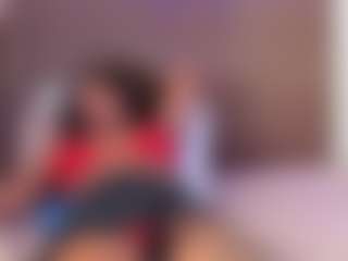 Live cam show with Mia Pineda - Athletic Ebony on Camsoda