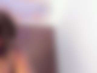 Mia Pineda's Live Sex Cam Show