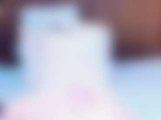 Live cam show with Mia Pineda - Curvy Middle Aged on Milfs Live