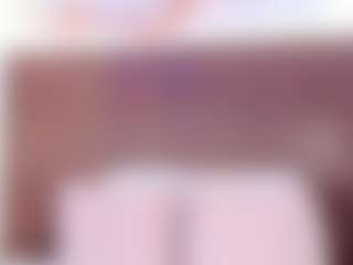 Mia Pineda's Live Sex Cam Show