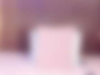 Live cam show with Mia Pineda - Ebony on CamwithHer | colombia
