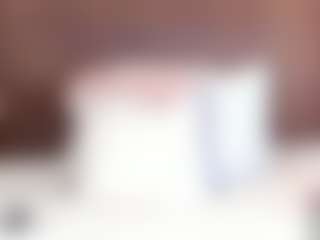 Live cam show with Mia Pineda - Ebony on Livezox | colombia