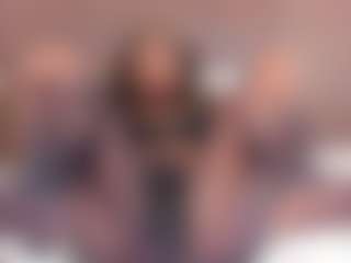 Live cam show with Mia Pineda - Black Big Ass on CamClone