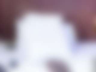 Live cam show with Mia Pineda - Squirt on Latina Girls