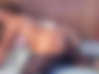 Mia Pineda's Live Sex Cam Show