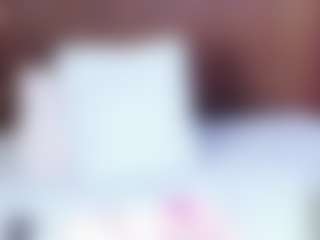 Live cam show with Mia Pineda - Curvy Middle Aged on Lustler