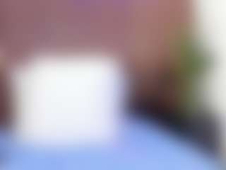 Live cam show with Mia Pineda - Athletic MILF on Soda Cam