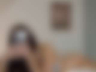 Live cam show with blueeberrye - Bedroom Brown Hair on Camsoda