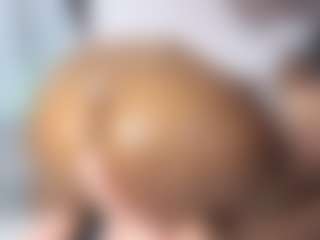 Live cam show with hornyafricangirl - Curvy Teen (18+) on livesuperchat.net