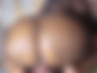hornyafricangirl's Live Sex Cam Show